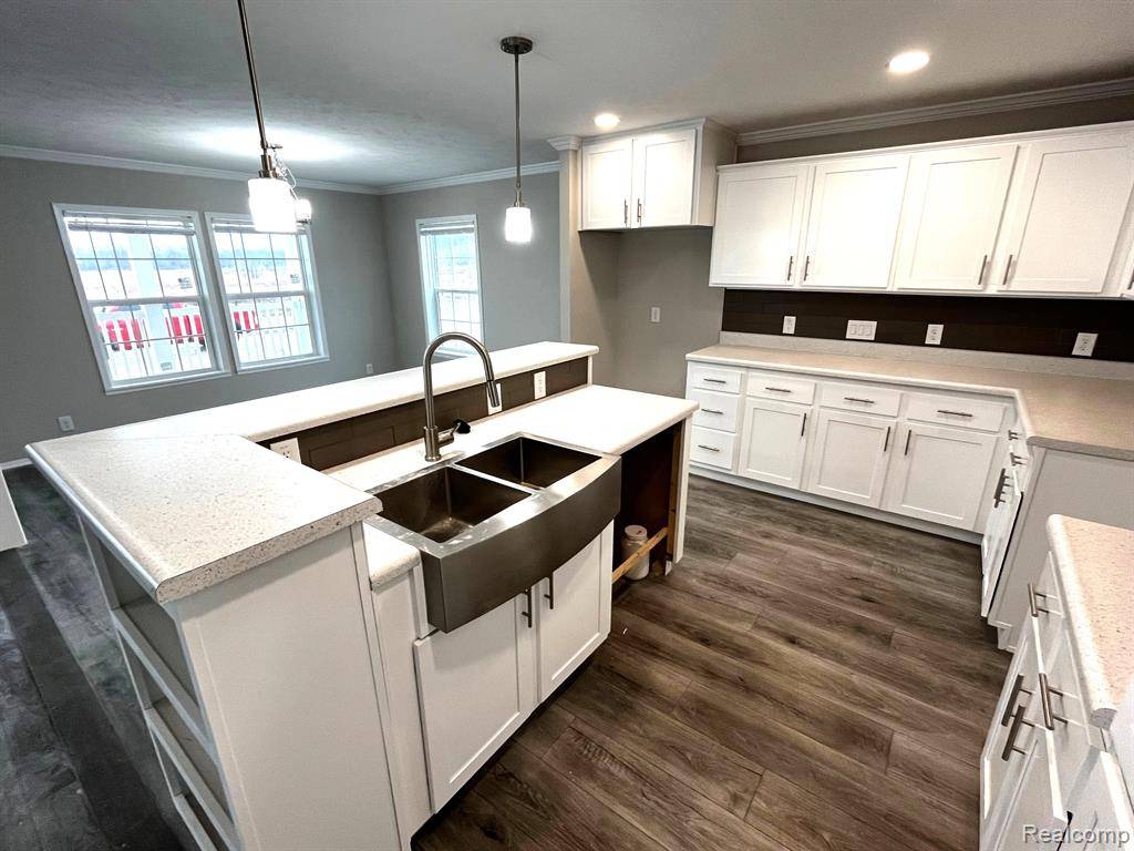Lapeer Twp, MI 48446,258 RIVIERA Drive