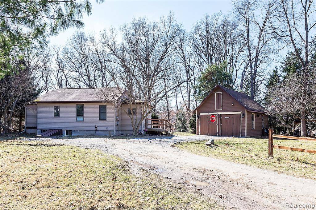 Webster Twp, MI 48130,7695 HURON RIVER Drive S