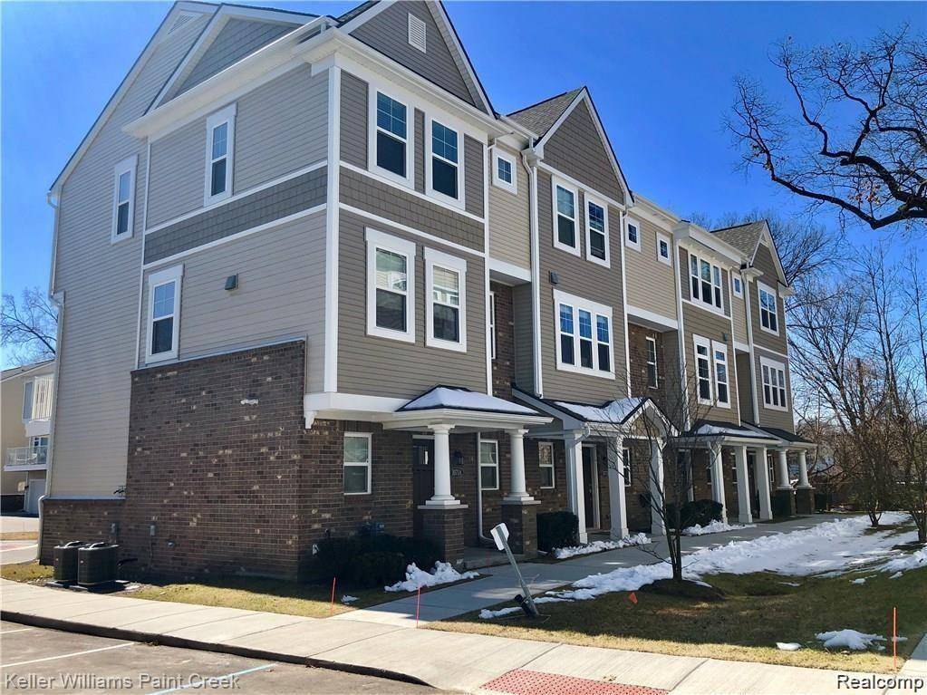 Royal Oak, MI 48067,1071 N SHERMAN Drive A