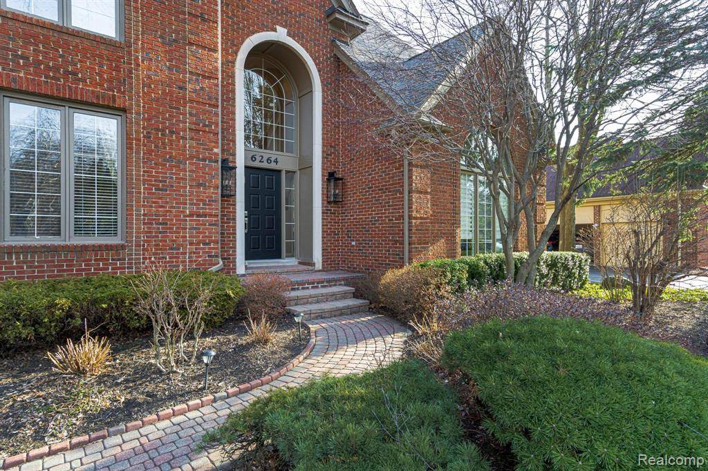 West Bloomfield Twp, MI 48324,6264 WILDWOOD Lane
