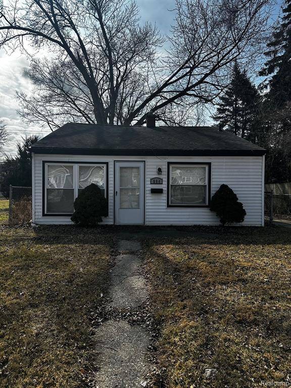 Madison Heights, MI 48071,594 E BARRETT Avenue