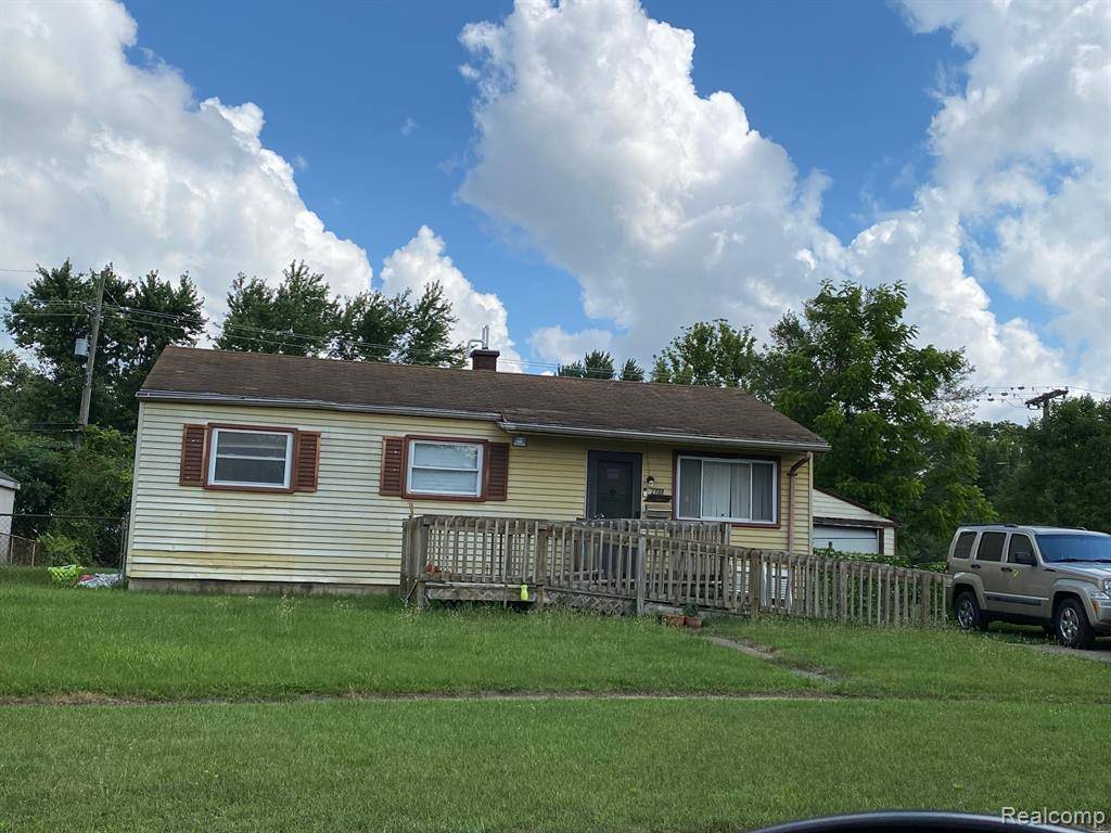 Ypsilanti Twp, MI 48198,2737 WOODRUFF Lane