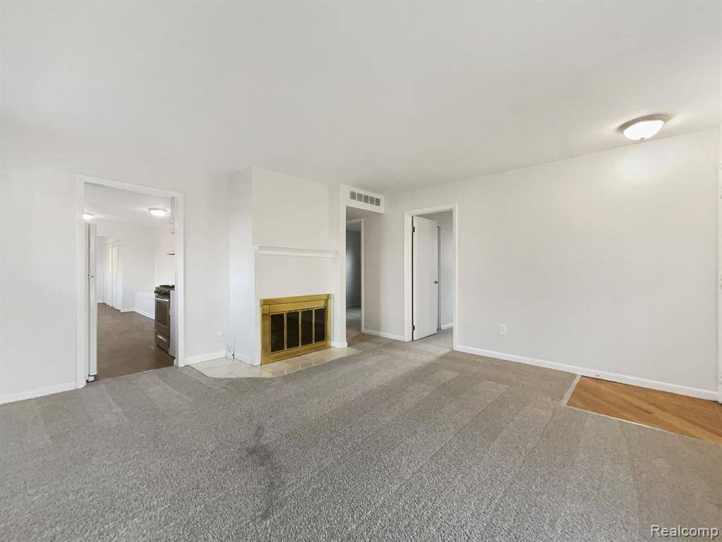 Madison Heights, MI 48071,305 W HUDSON Avenue