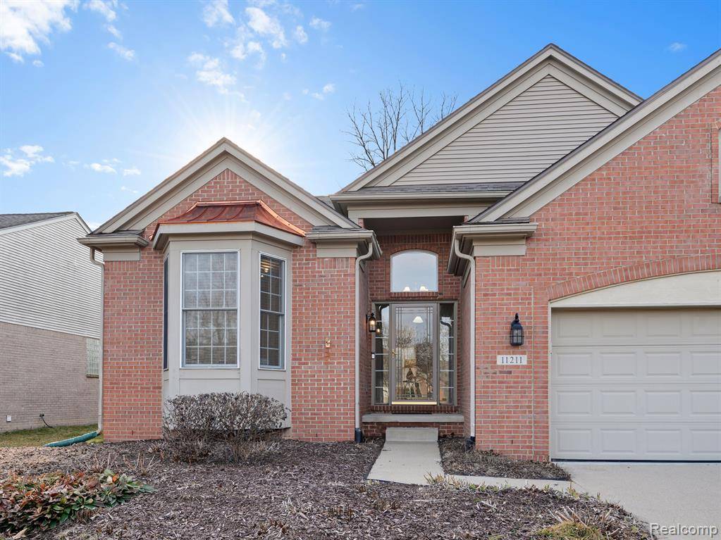Plymouth Twp, MI 48170,11211 PINEHURST Road