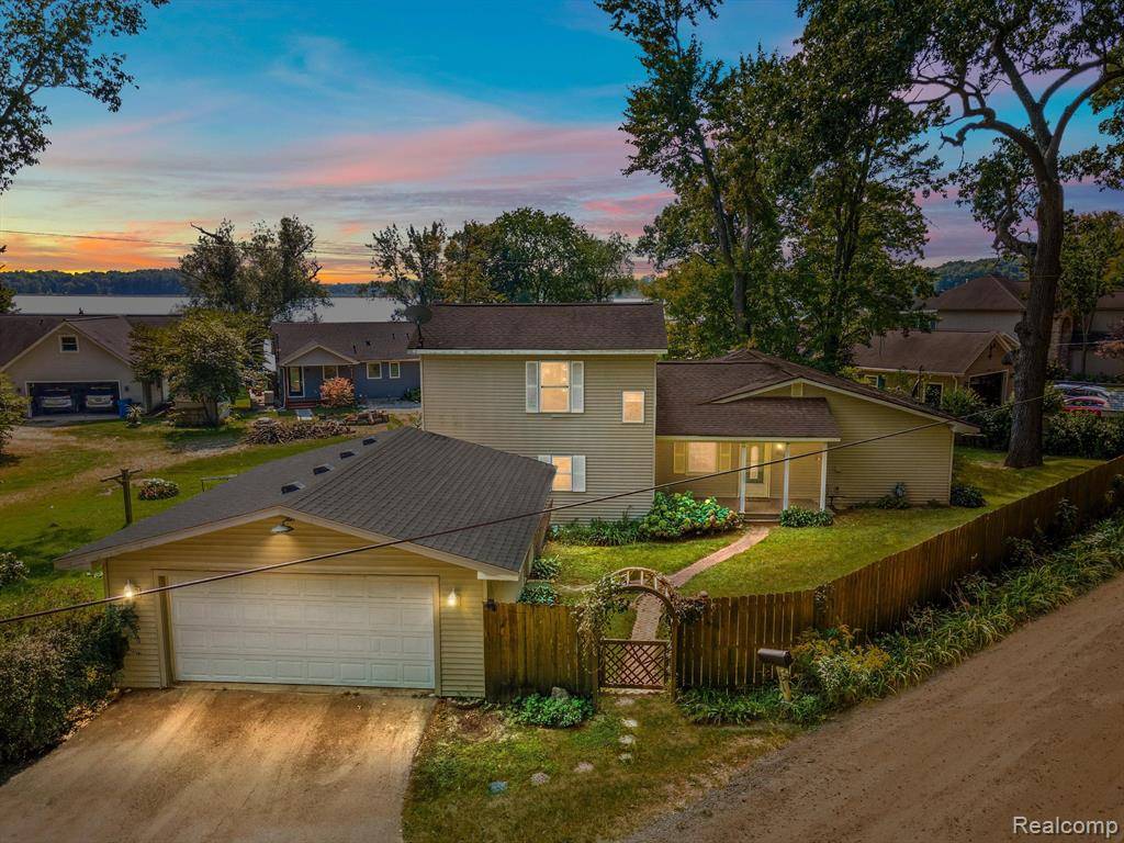 Lyndon Twp, MI 48137,5420 Joslin Lk. Drive
