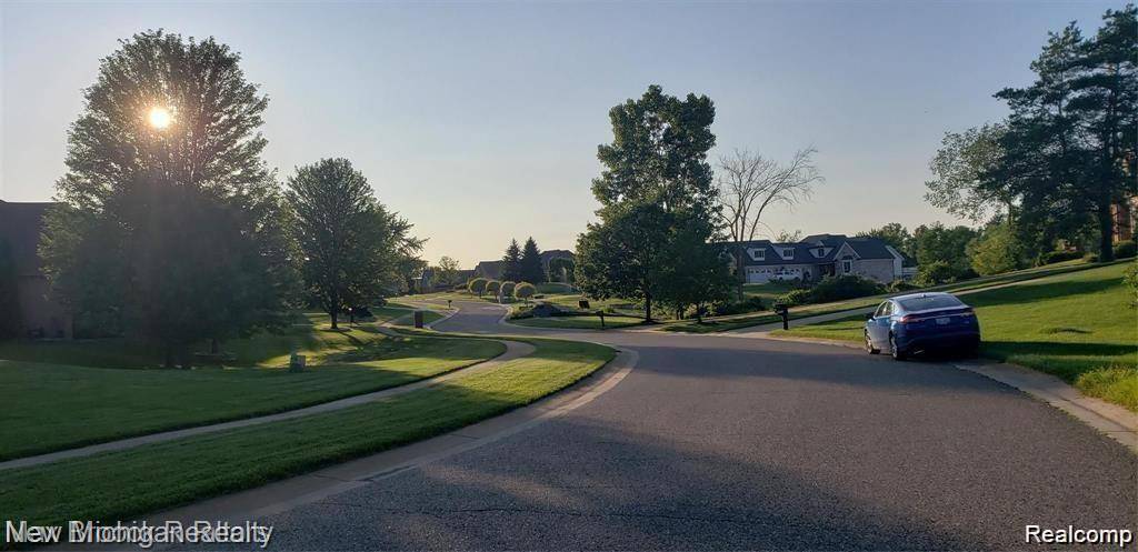 Springfield Twp, MI 48350,9818 KING Road
