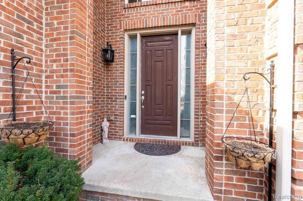 Clinton Twp, MI 48038,43805 PHEASANT Lane