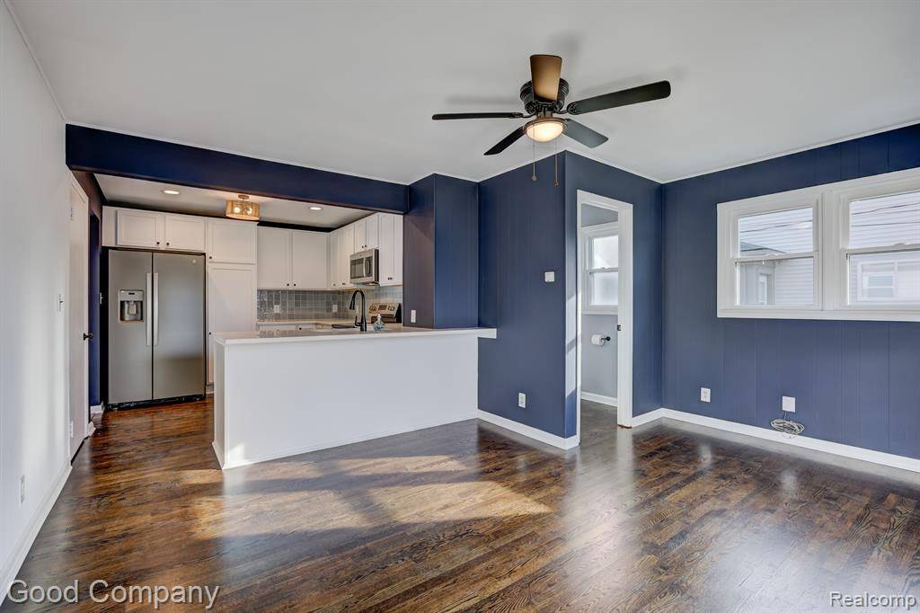 Royal Oak, MI 48073,124 WOODLAWN Avenue