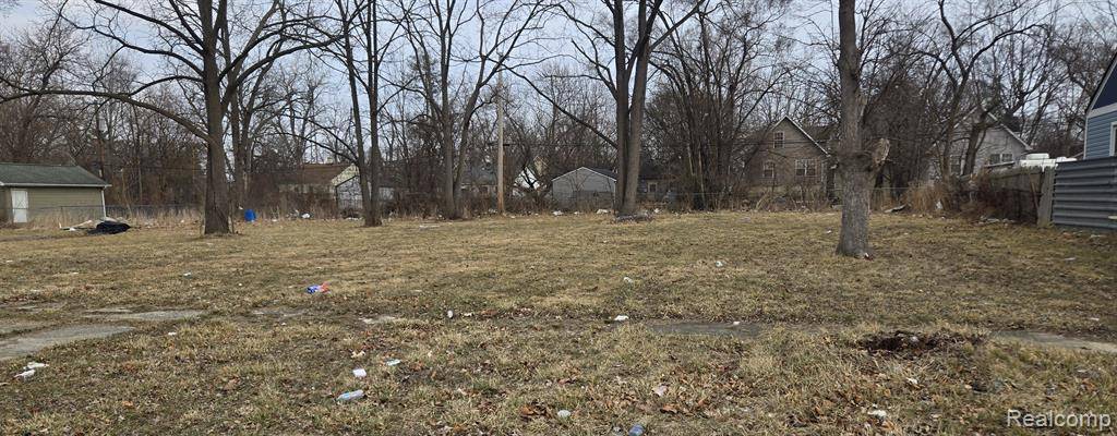 Detroit, MI 48228,8444 ASBURY Park
