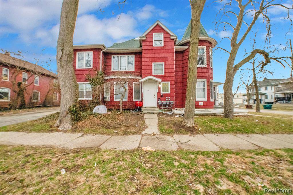 Lansing, MI 48912,130 S 8TH Street