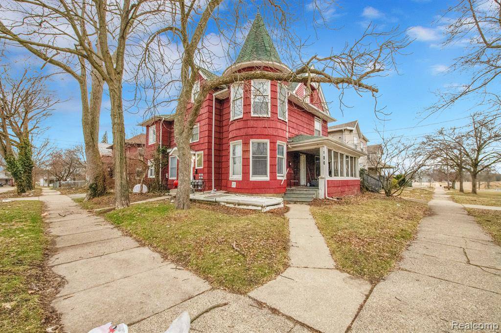 Lansing, MI 48912,130 S 8TH Street