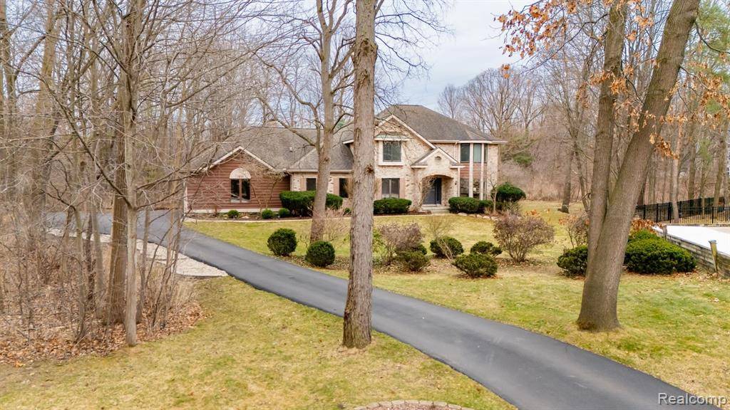 Meridian Twp, MI 48864,1835 CIMARRON Drive