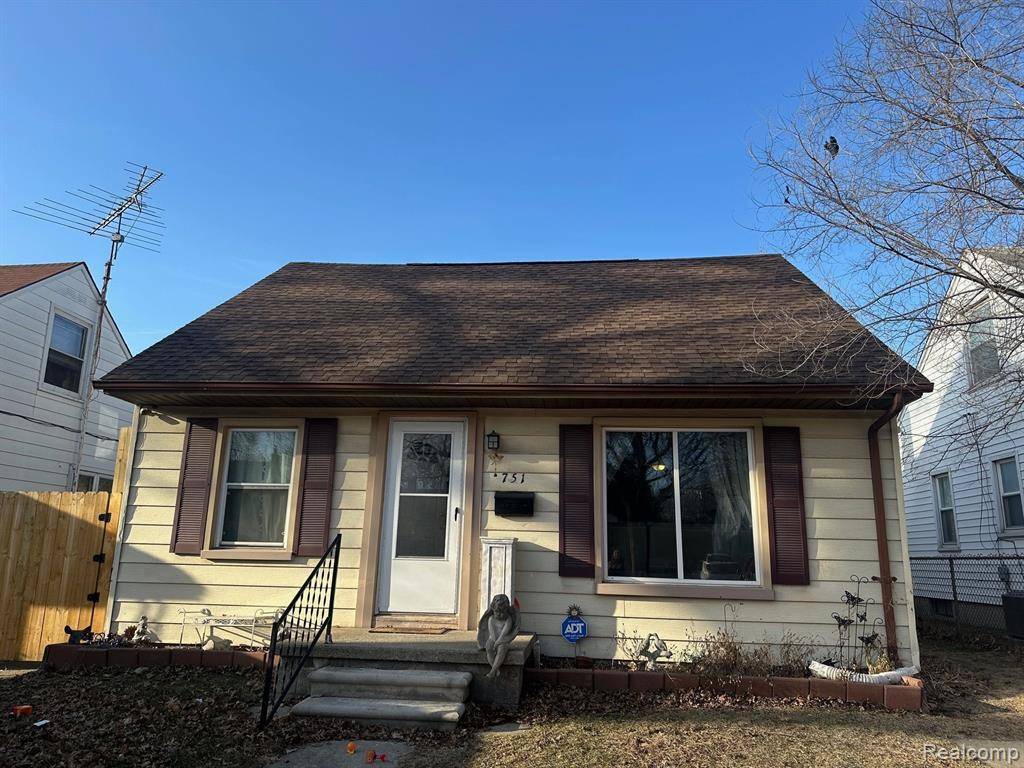 Hazel Park, MI 48030,751 E ELZA Avenue