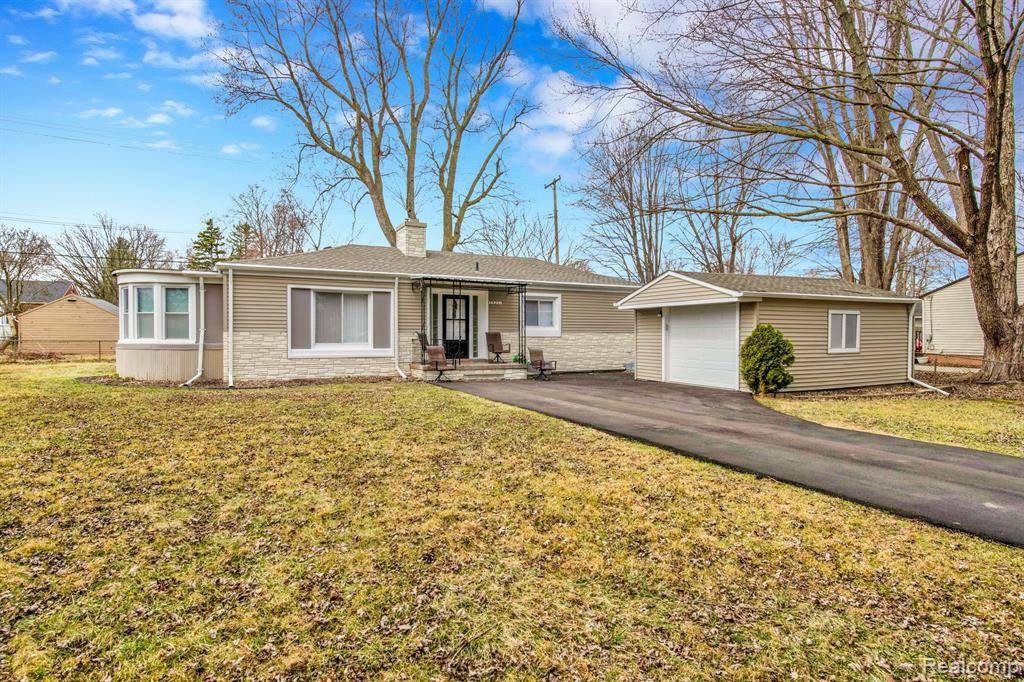 Clinton Twp, MI 48036,39271 ORMSBY Street