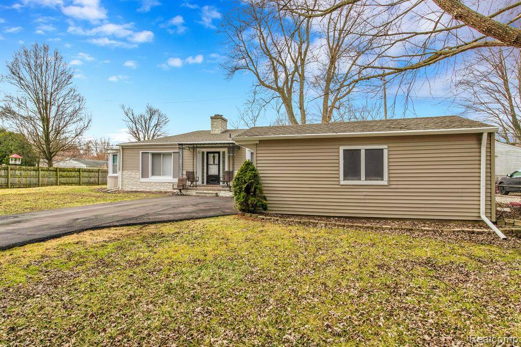 Clinton Twp, MI 48036,39271 ORMSBY Street