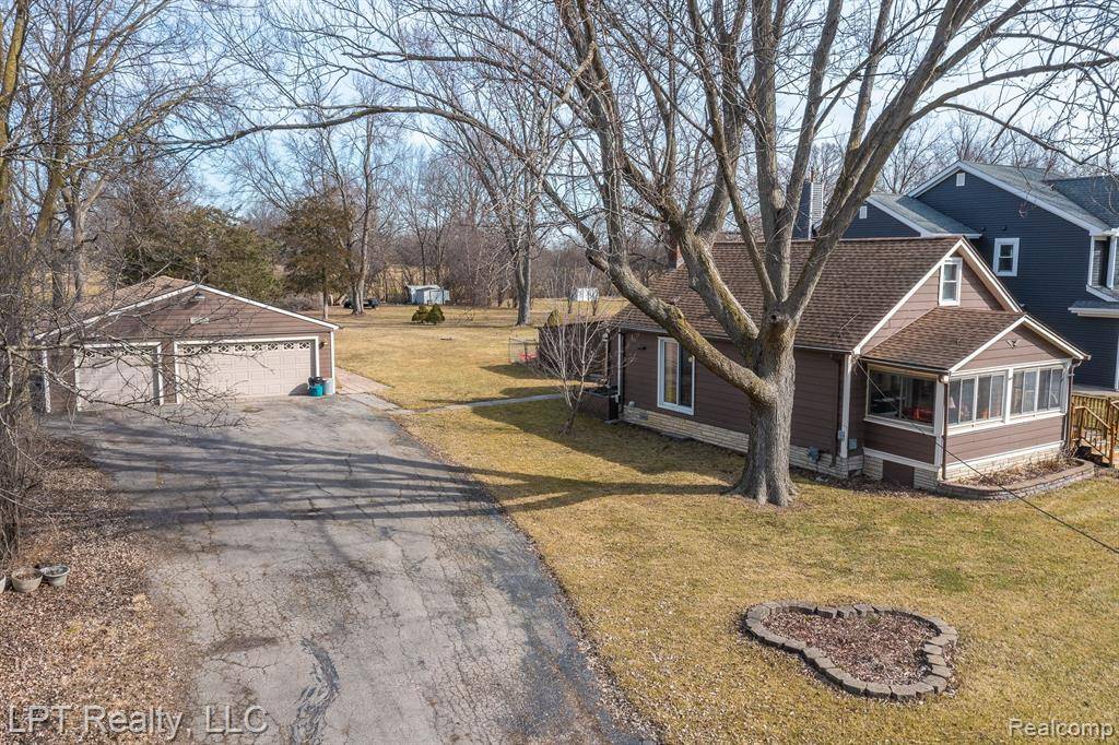 Grosse Ile Twp, MI 48138,10440 RUTHMERE Avenue