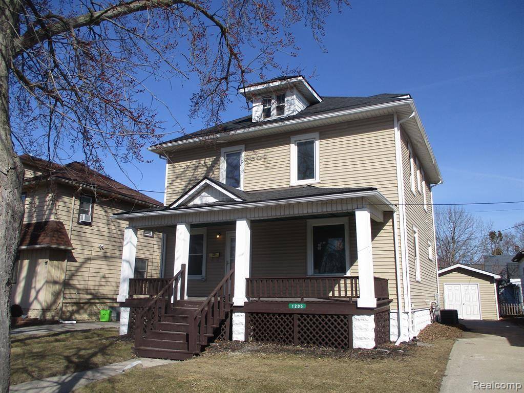 Port Huron, MI 48060,1205 LYON Street