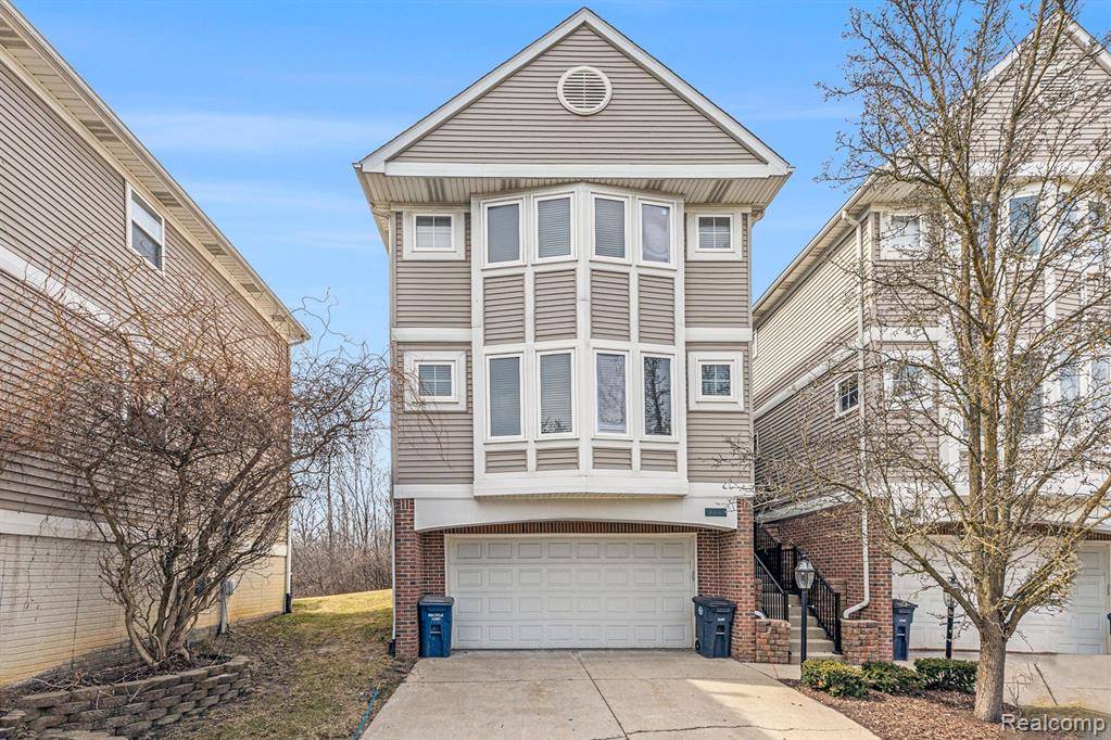 Ann Arbor, MI 48103,1740 S MAPLE Road