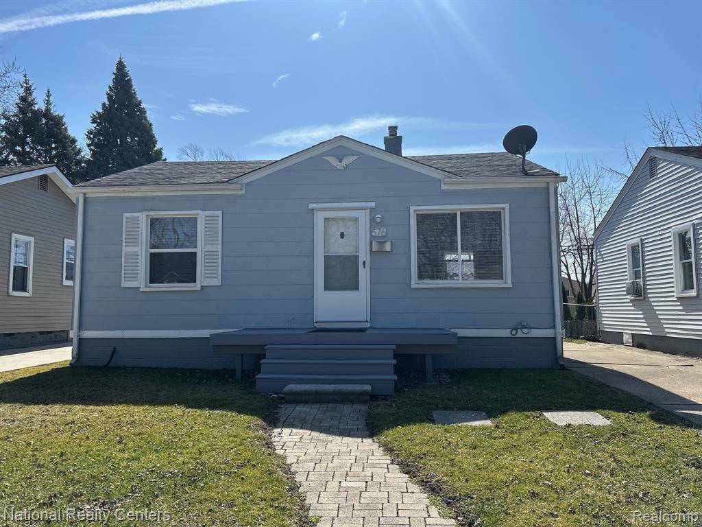 Madison Heights, MI 48071,576 E BARRETT Avenue