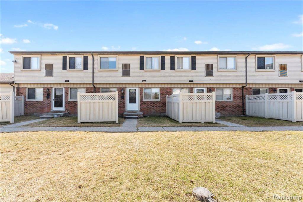Flat Rock, MI 48134,24975 MAYFAIR Street