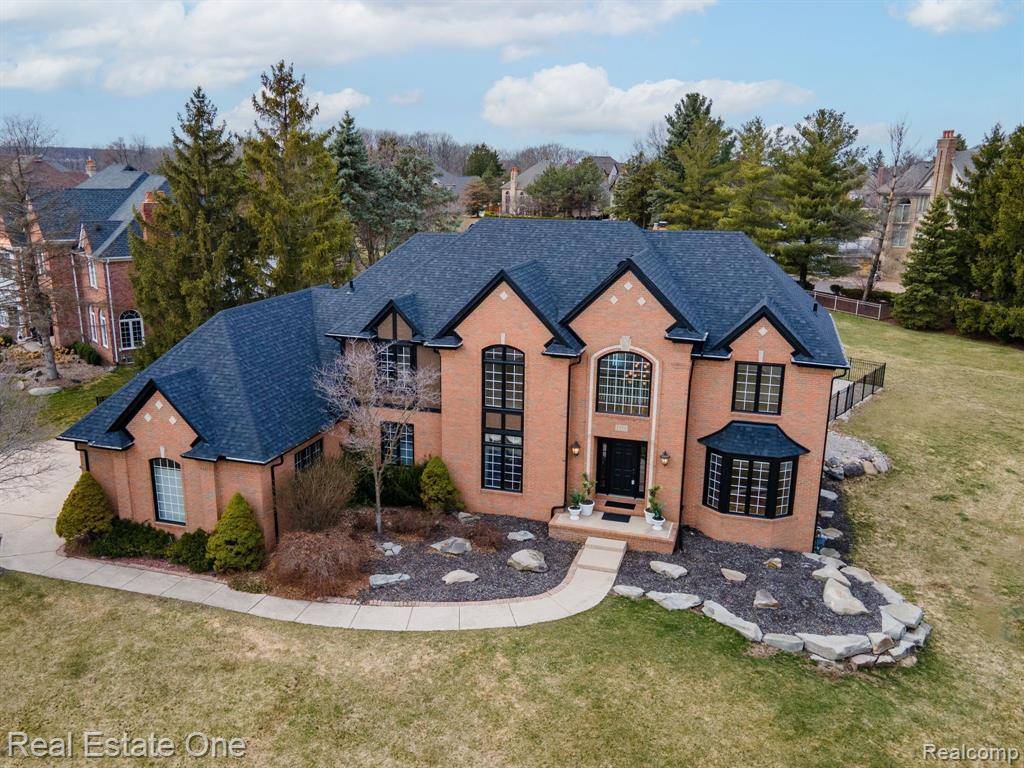 Oakland Twp, MI 48306,2880 BAYTREE