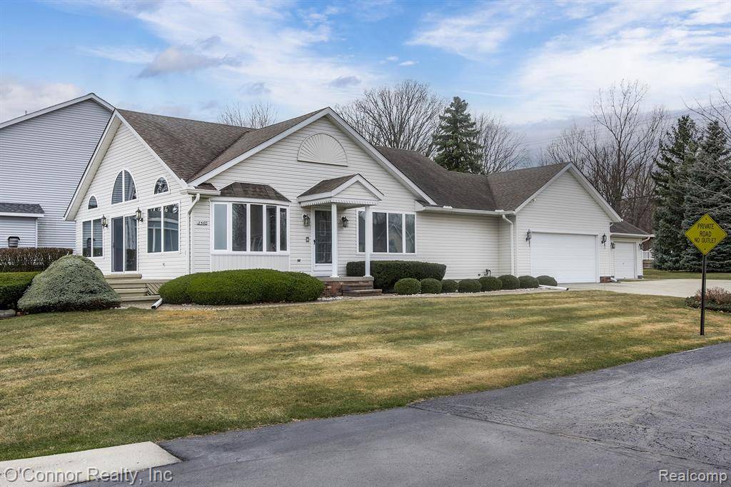 Marysville, MI 48040,2560 RIVER Road