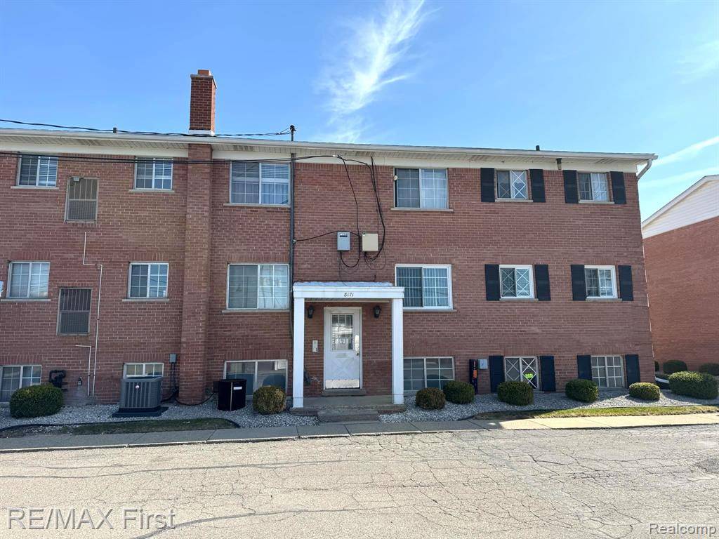 Sterling Heights, MI 48312,8171 DENWOOD Drive K APT 1