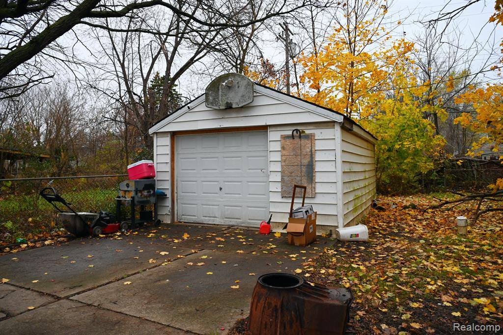 Detroit, MI 48205,16277 LIBERAL Street