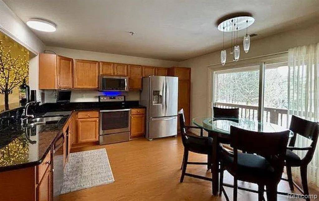 Novi, MI 48377,28560 CARLTON WAY Drive