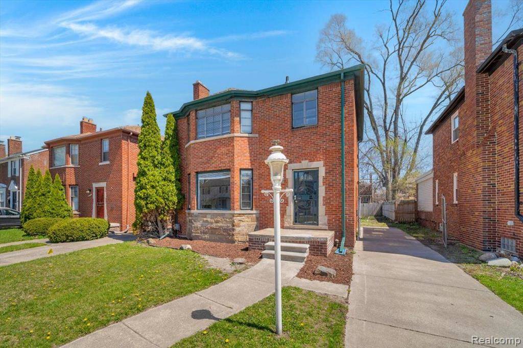 Detroit, MI 48235,19480 HARTWELL Street