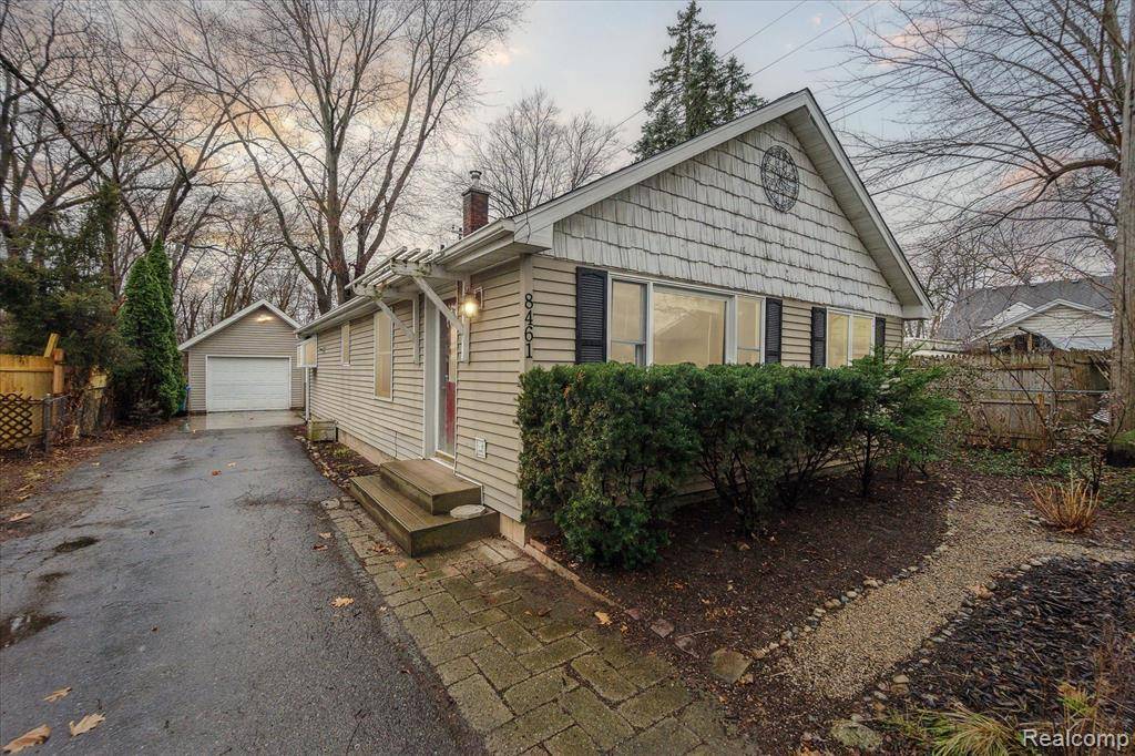 Commerce Twp, MI 48382,8461 CASCADE Street