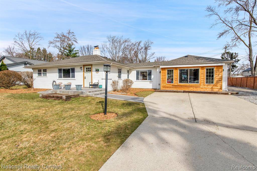 Troy, MI 48098,110 BLANCHE Drive