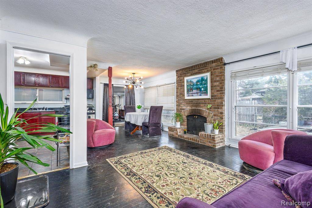 West Bloomfield Twp, MI 48324,2174 MIDDLEBELT Road