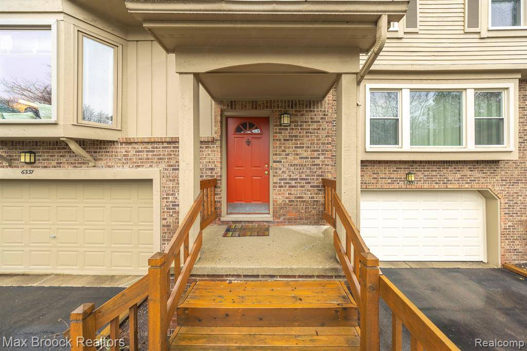 West Bloomfield Twp, MI 48322,6337 N ASPEN RIDGE Boulevard