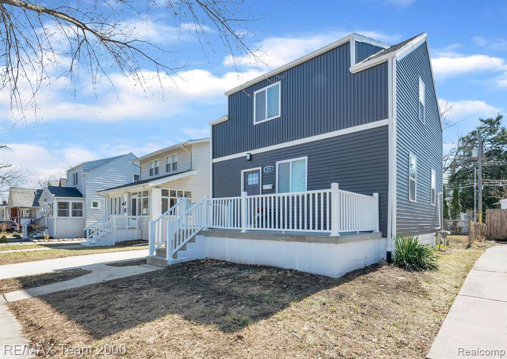 Ferndale, MI 48220,371 W Saratoga