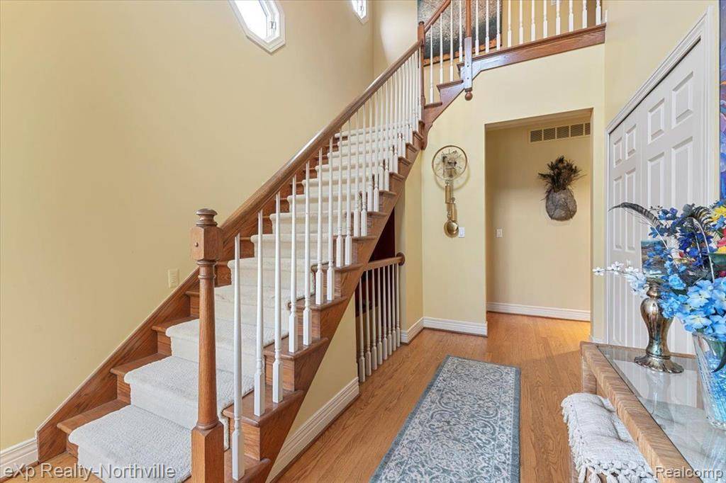 Green Oak Twp, MI 48178,9283 FIRWOOD Road