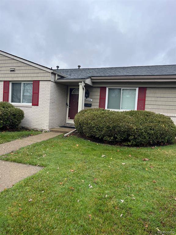 Southfield, MI 48034,25924 FRANKLIN POINTE Drive