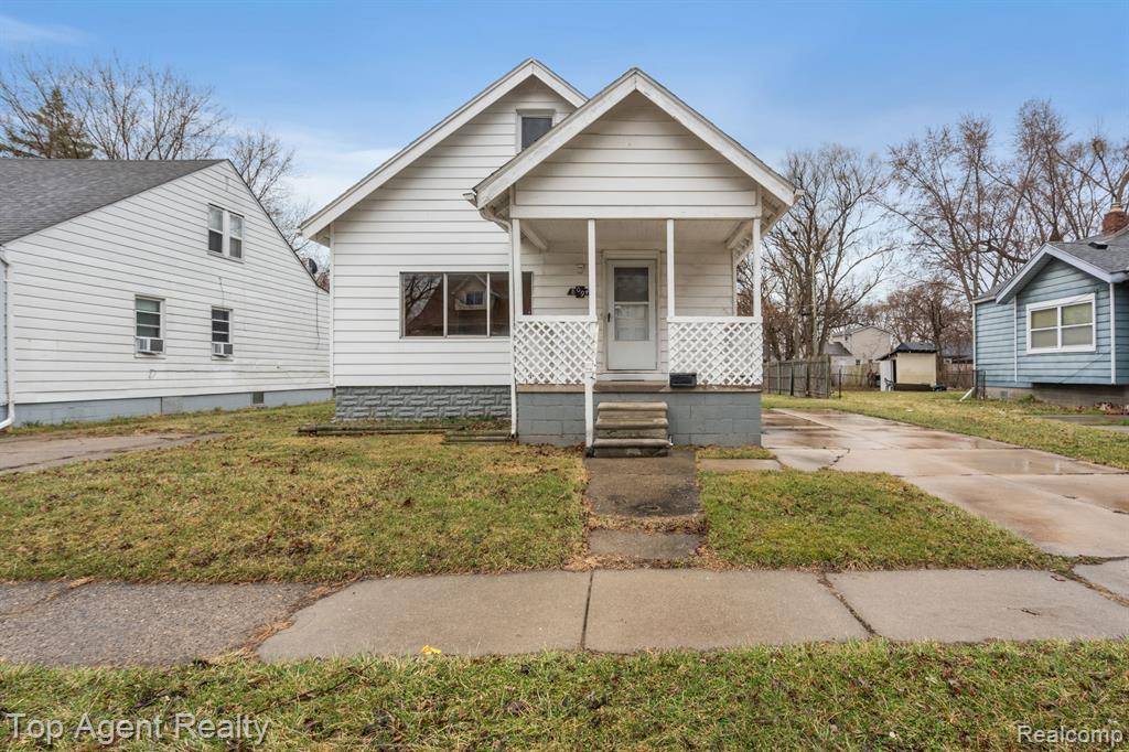Warren, MI 48089,8094 Meadow Avenue