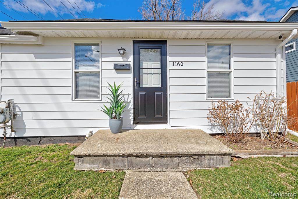 Waterford Twp, MI 48328,1160 BOSTON Avenue