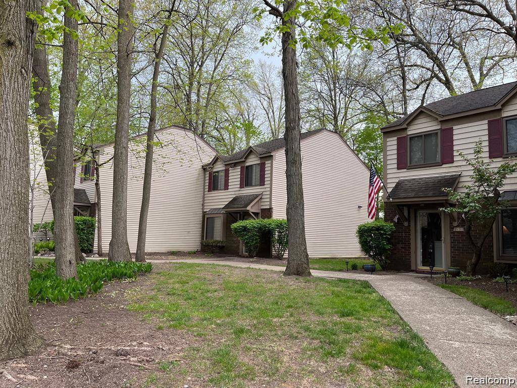 Rochester Hills, MI 48309,1522 STREAMWOOD 20 20