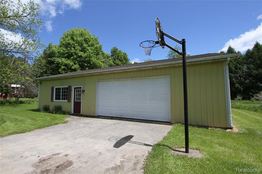 Attica Twp, MI 48412,370 N YOUNGS Road
