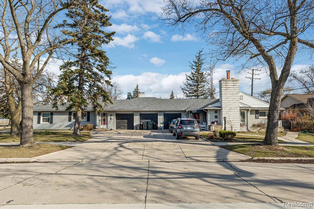 St. Clair Shores, MI 48082,30260 HARPER Avenue