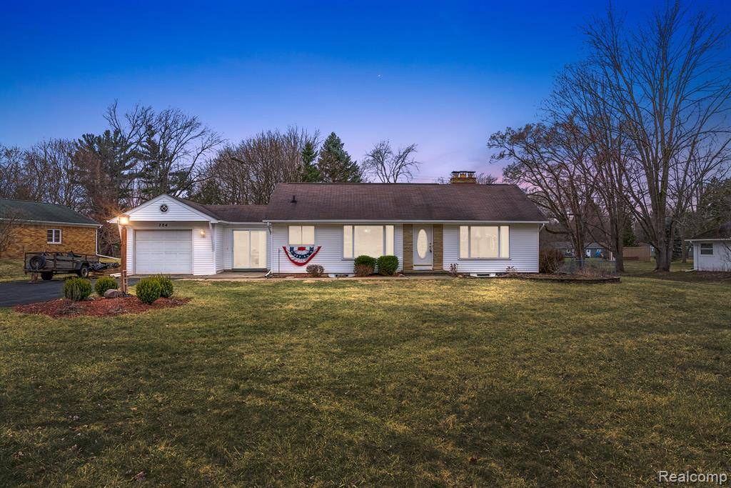 Auburn Hills, MI 48326,724 NICHOLS Road