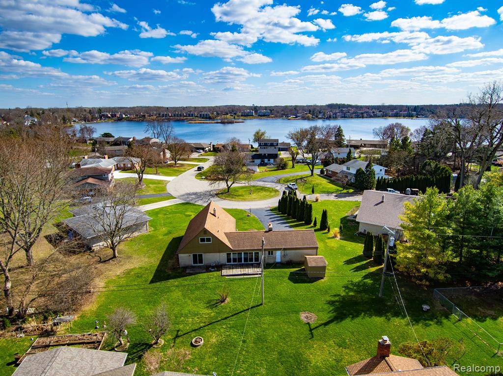 Waterford Twp, MI 48329,3074 GRACEVIEW Court