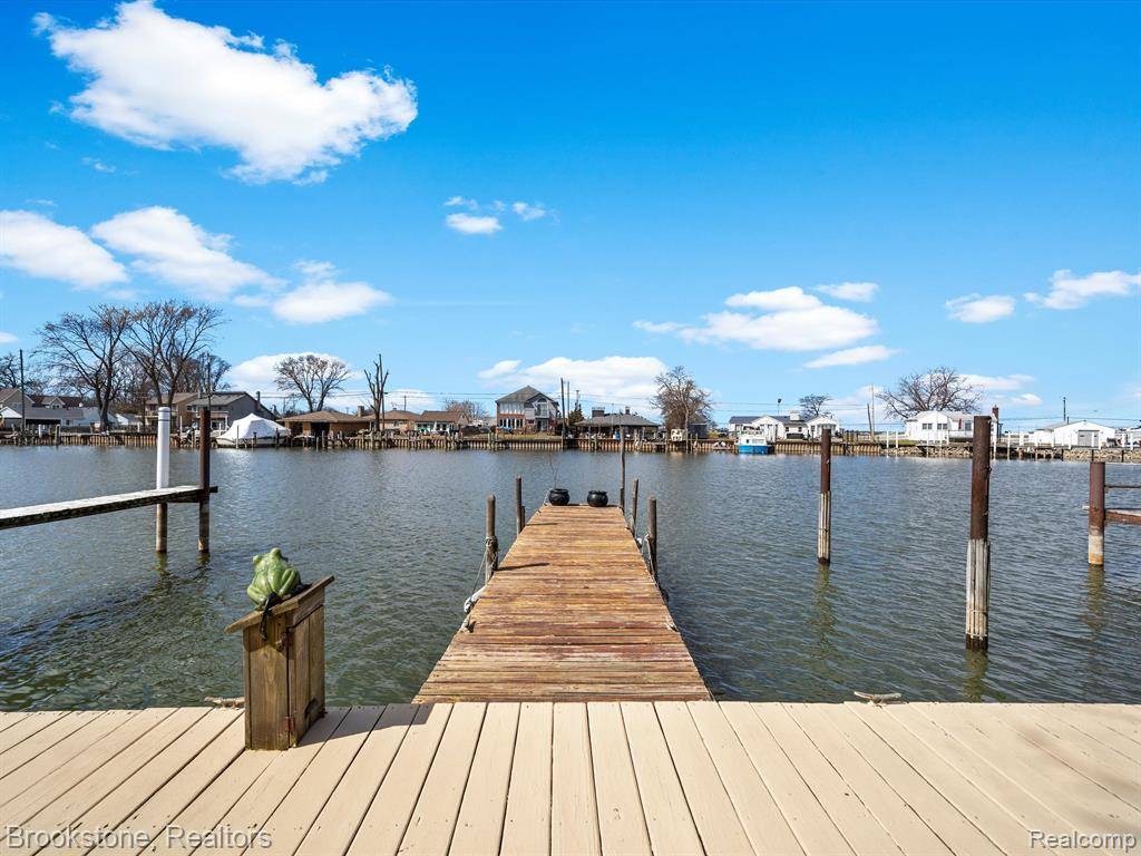 Harrison Twp, MI 48045,29819 RIVERSIDE BAY