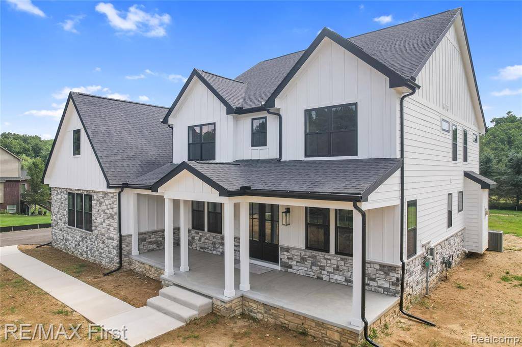 Brighton Twp, MI 48114,11152 Spruce Point Dr