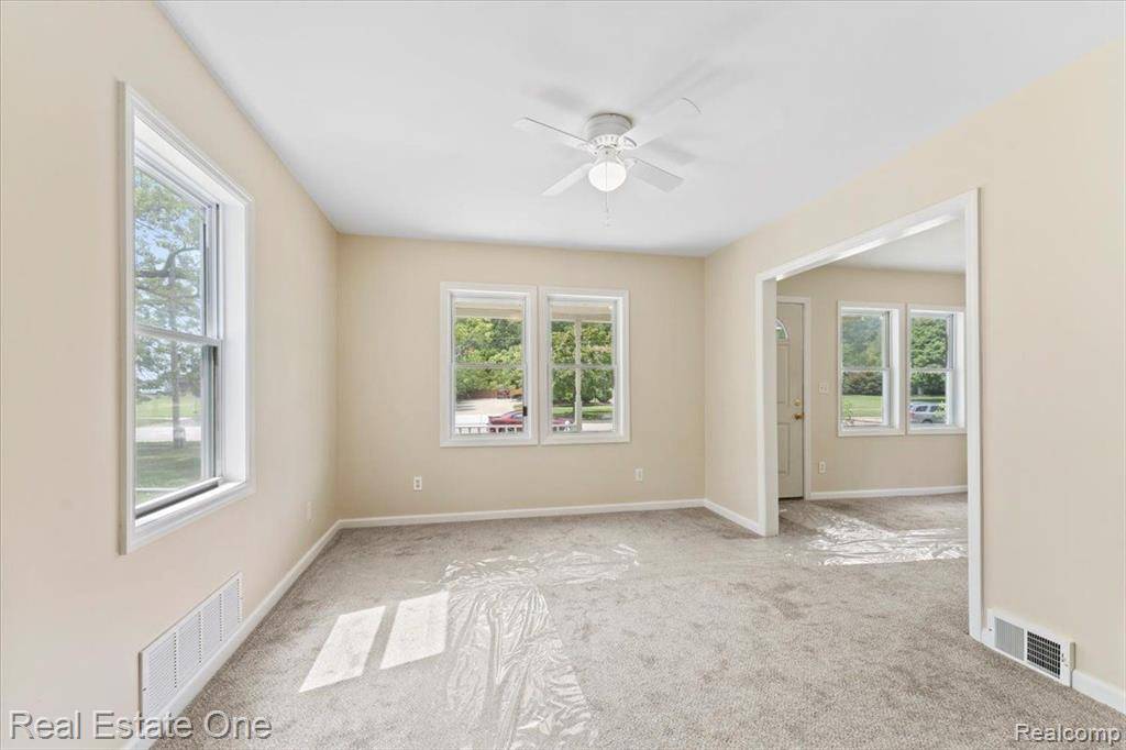 Southgate, MI 48195,14225 REECK Road