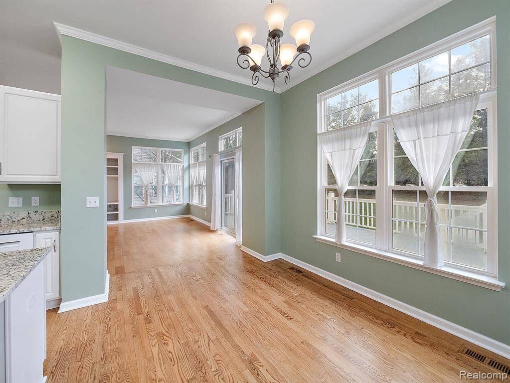 Scio Twp, MI 48103,1668 CHAPLEAU Drive