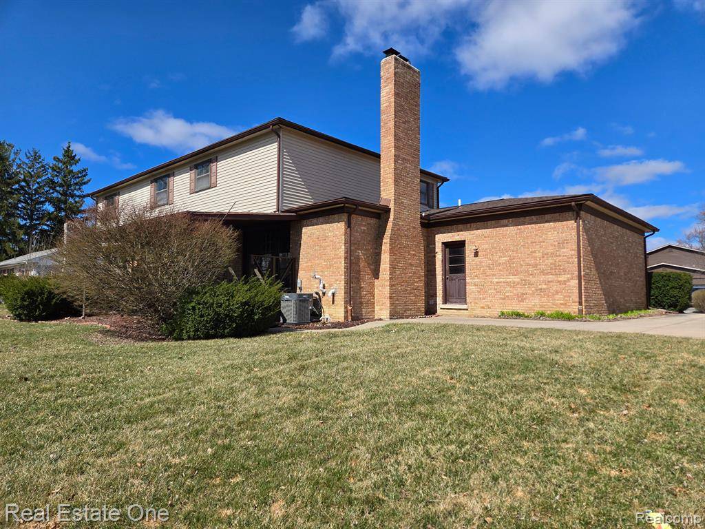 Shelby Twp, MI 48316,4280 SNOAL Lane