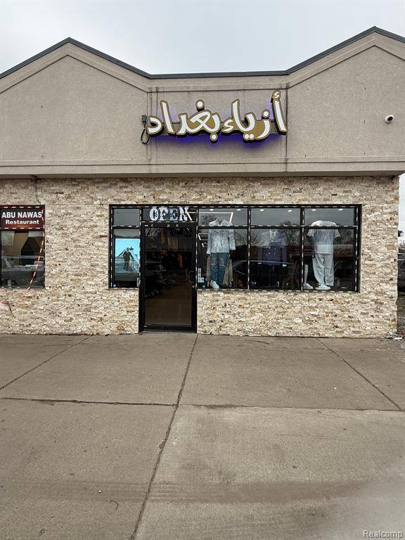 Detroit, MI 48228,15735 W WARREN Avenue
